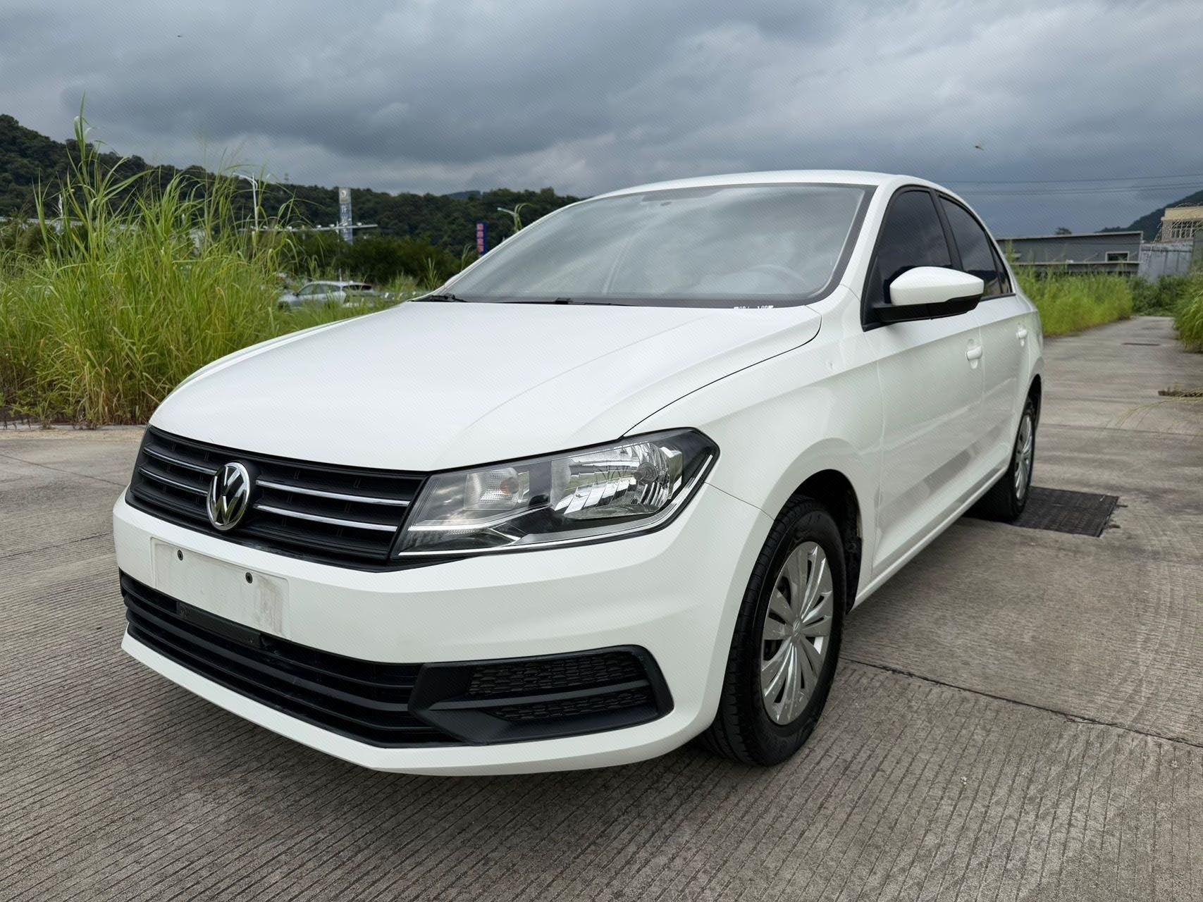 Volkswagen Santana 2019 Volkswagen Santana 2019 car image
