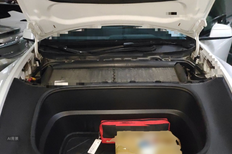Tesla Model Y 2025 car image #22