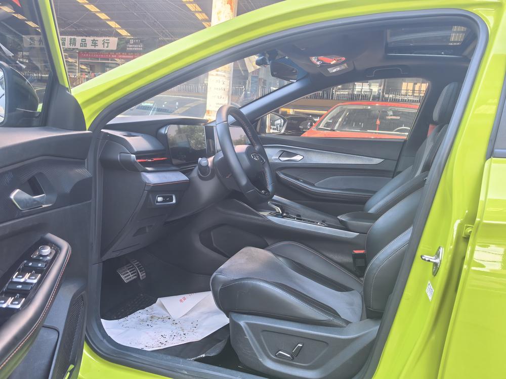 GEELY Binray 2022 image de voiture #9