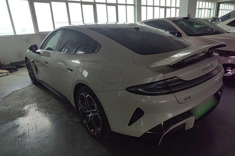 MI SU7 2024 car image #5