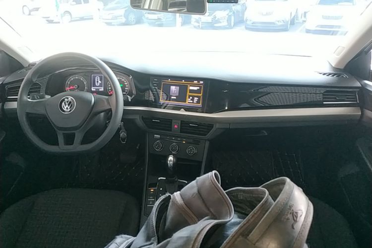 Volkswagen Bora 2022 car image #10