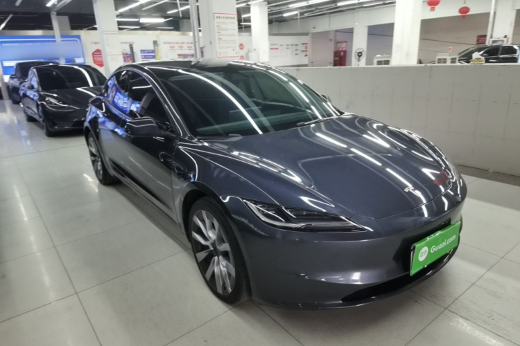 Tesla Model 3 2023 #4 Tesla Model 3 2023 car image #4