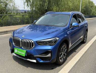 BMW X1 2020 BMW X1 2020 car image