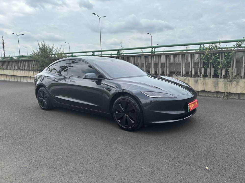 Tesla Model 3 2025 #3 Tesla Model 3 2025 car image #3