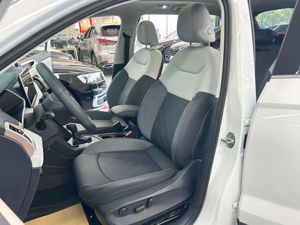 Volkswagen Tharu 2026 car image #21