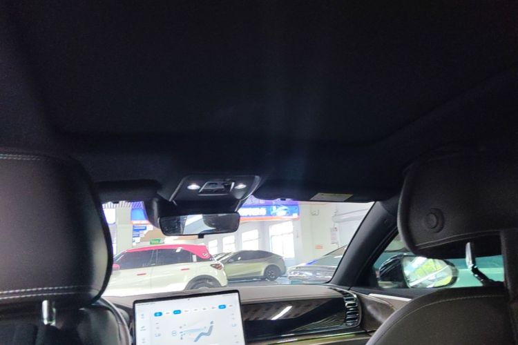 BYD Han 2023 car image #18