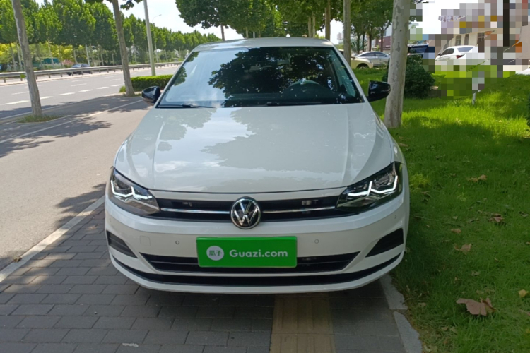 Volkswagen Polo 2022 car image #3