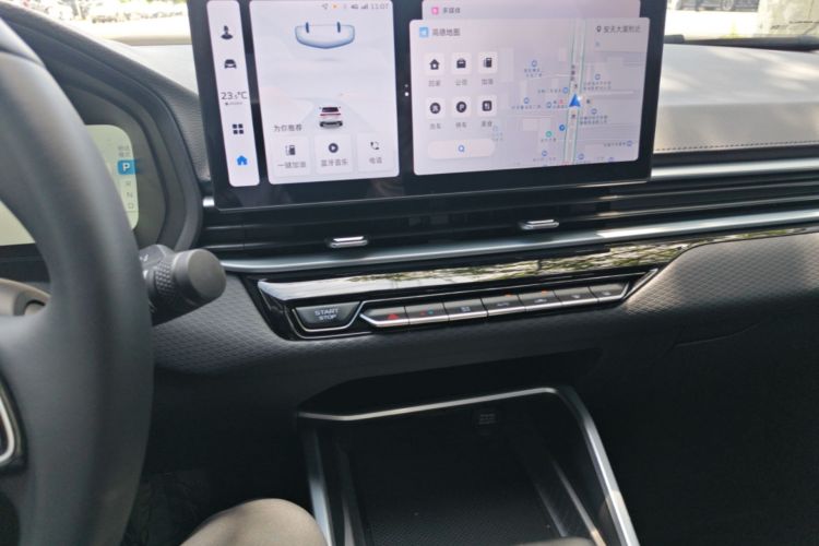 GEELY Emgrand 2025 car image #15