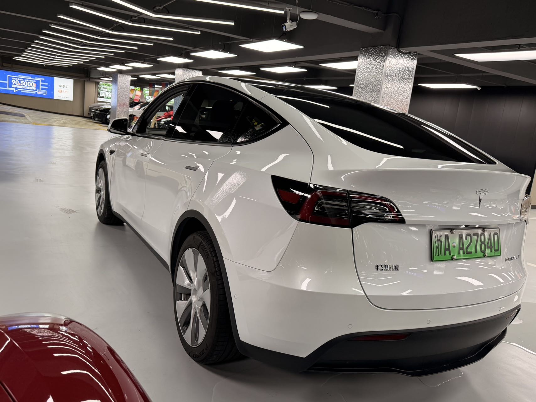 Tesla Model Y 2022 car image #4