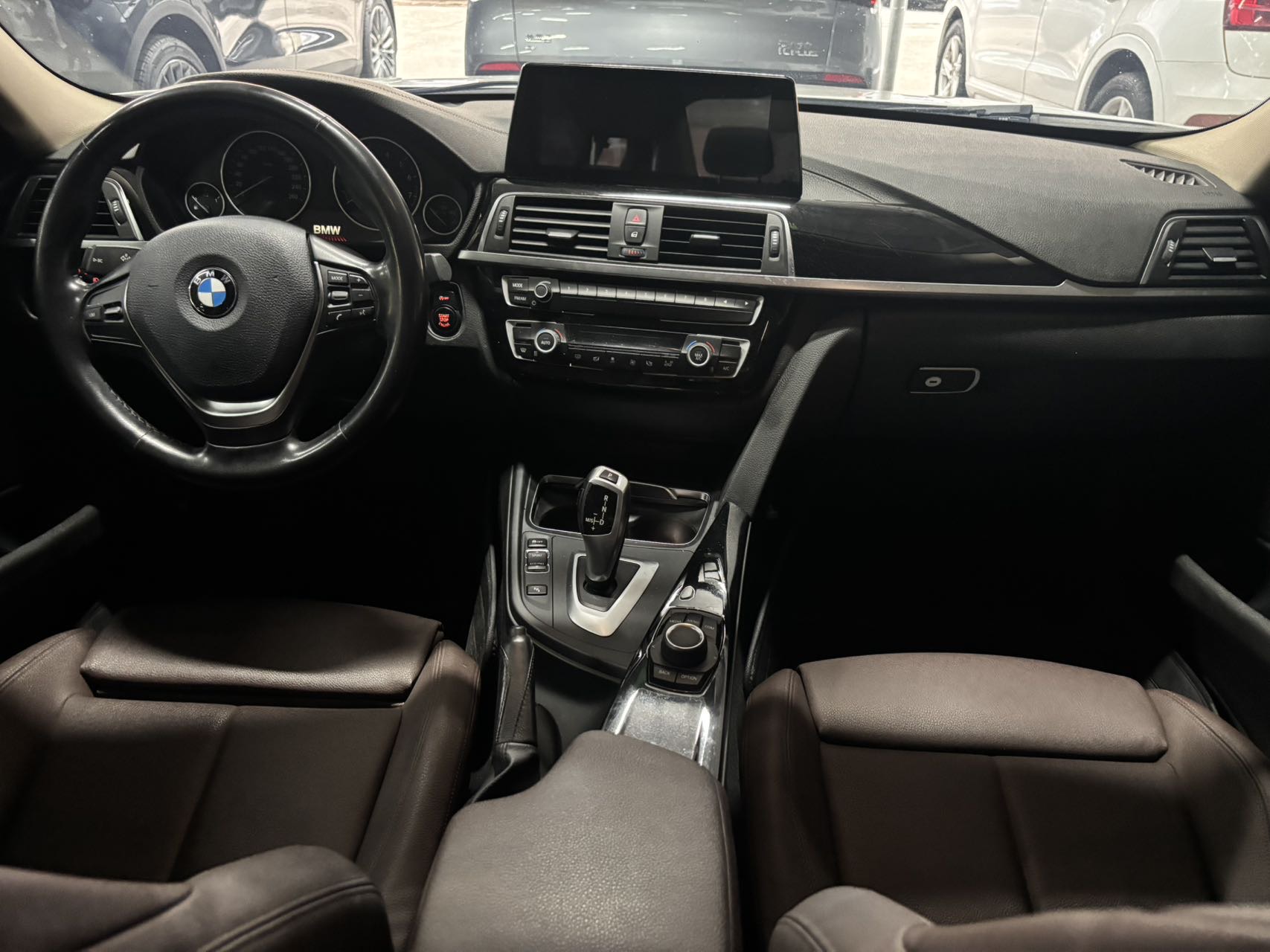 BMW 3 Series 2018 #5 BMW 3 Series 2018 car image #5