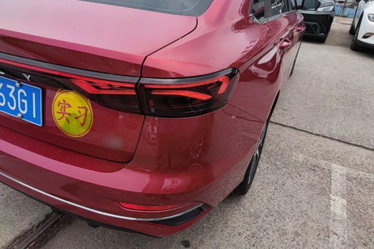 GEELY Emgrand 2021 immagine di auto #8