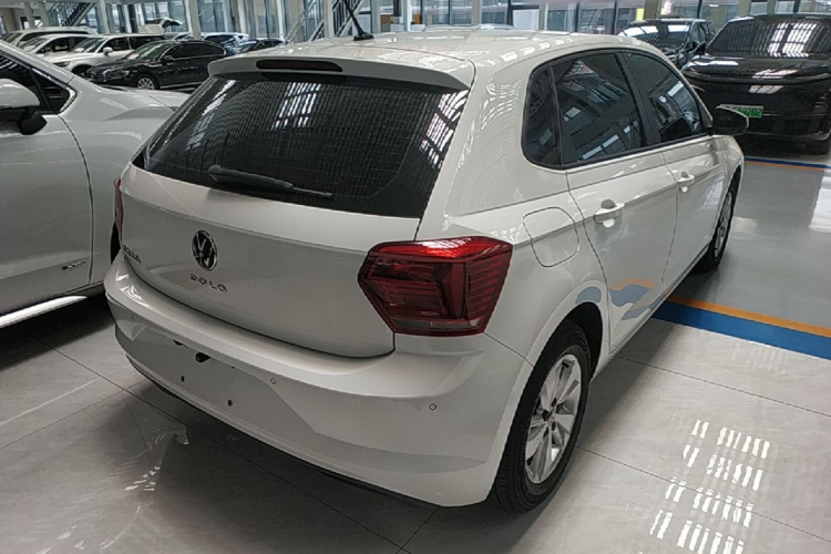 Volkswagen Polo 2023 car image #7