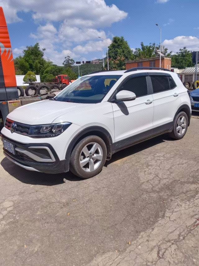 Volkswagen T-Cross 2023 car image 