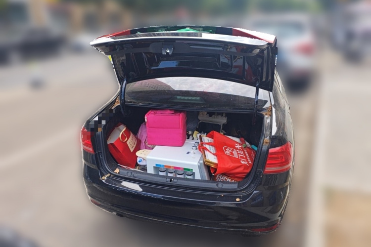 Volkswagen Lavida 2016 car image #17