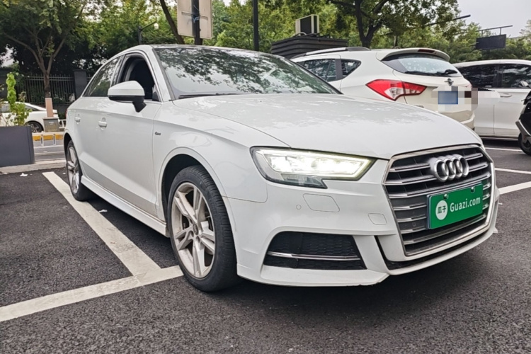 Audi A3 2020 car image #4