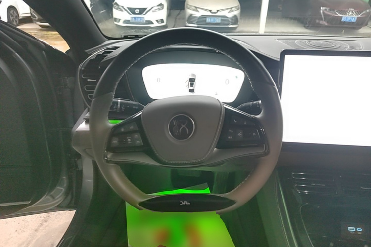 BYD Han 2024 imagen de coche #11