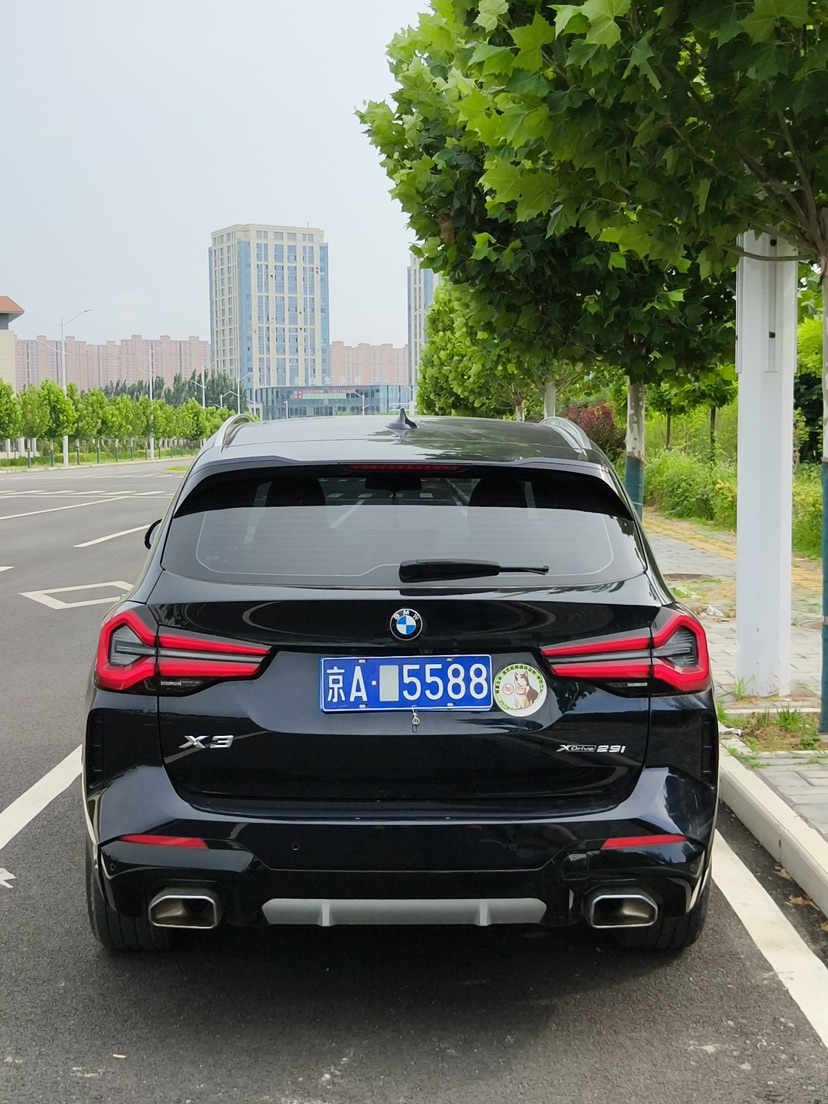 BMW X3 2022 car image #10