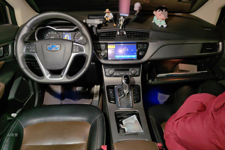 GEELY Emgrand GS 2017 car image #11