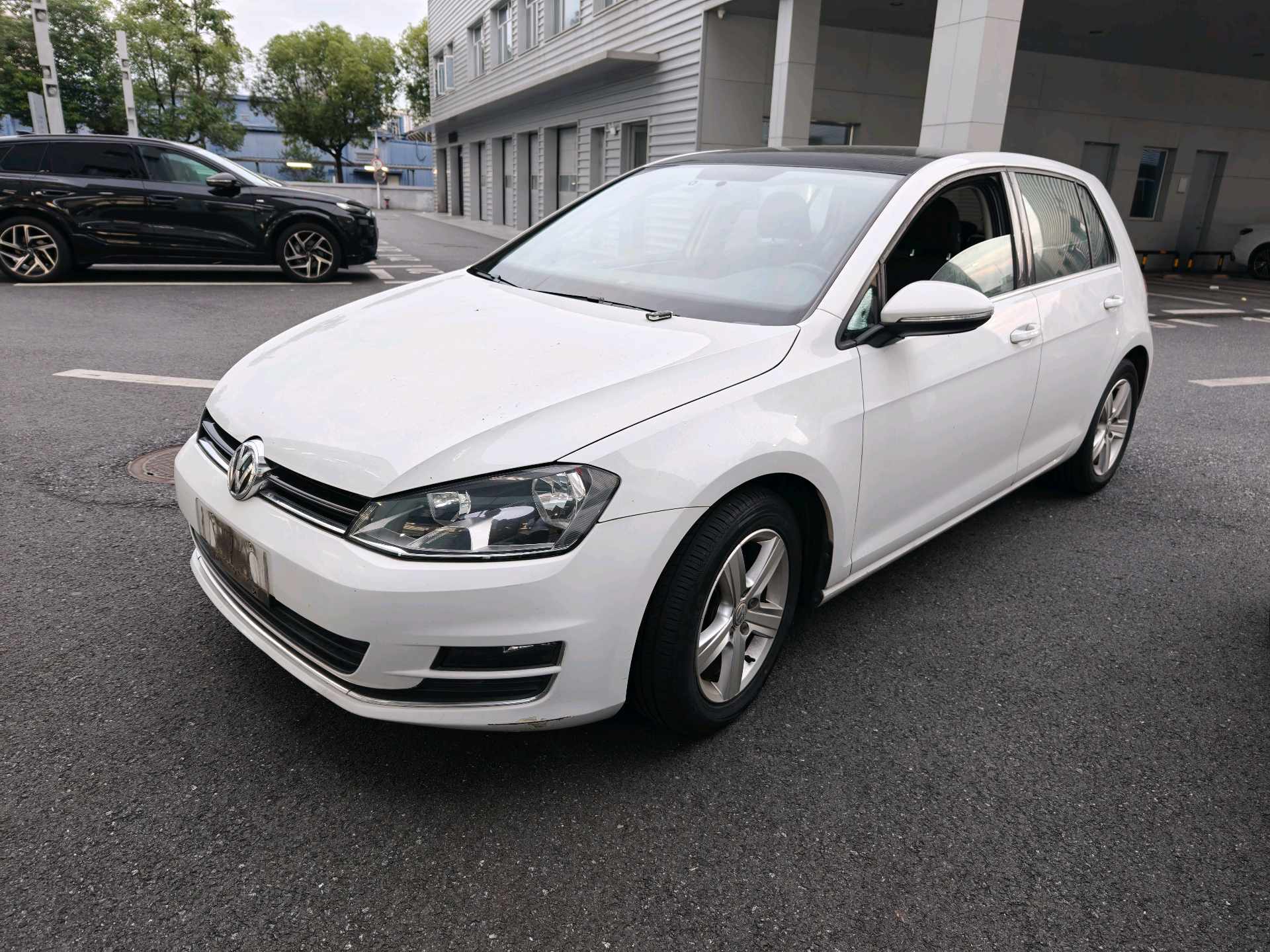 2017 2017 car image