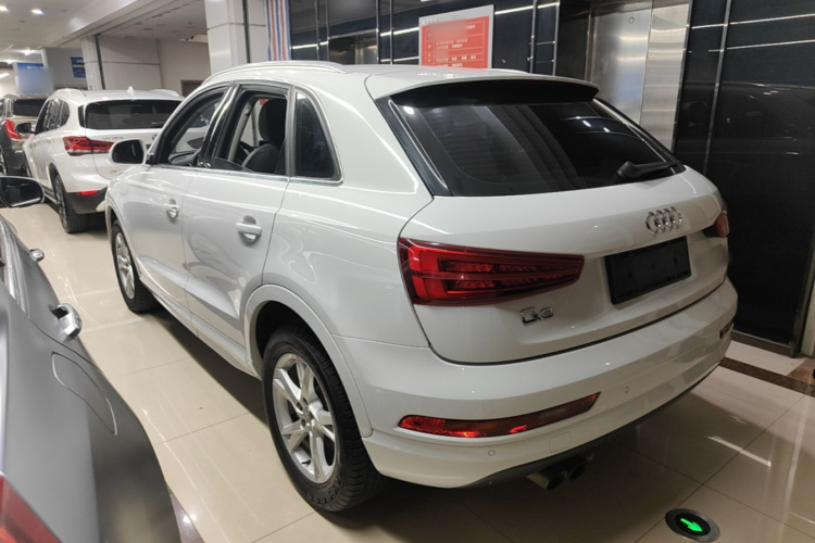 Audi Q3 2016 #7 Audi Q3 2016 car image #7