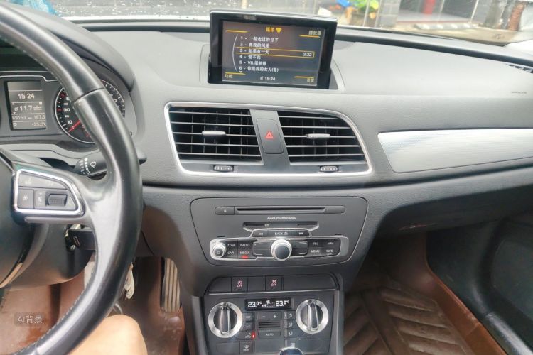 Audi Q3 2014 immagine di auto #15