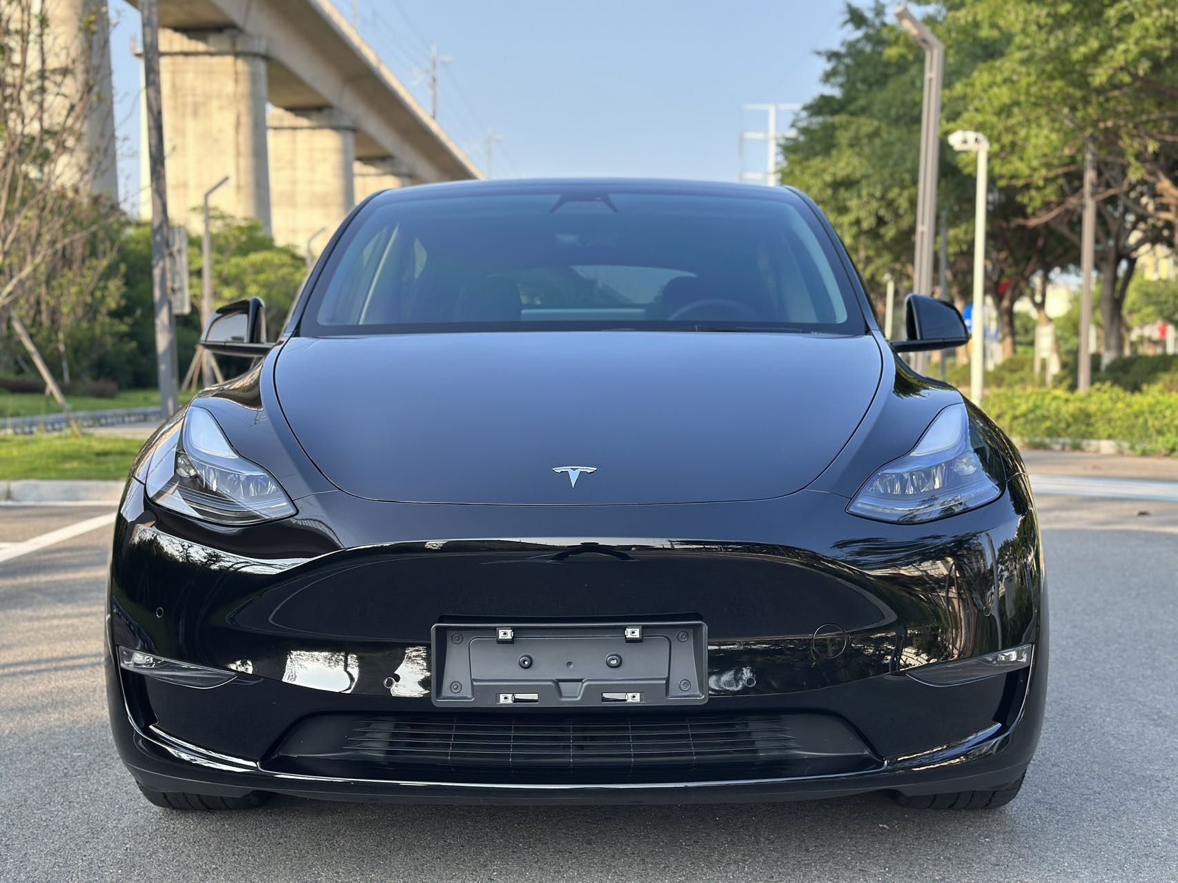 Tesla Model Y 2022 #2 Tesla Model Y 2022 car image #2