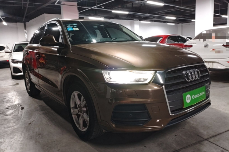 Audi Q3 2017 car image #4