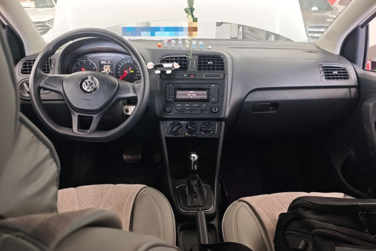 Volkswagen Polo 2016 #10 Volkswagen Polo 2016 car image #10