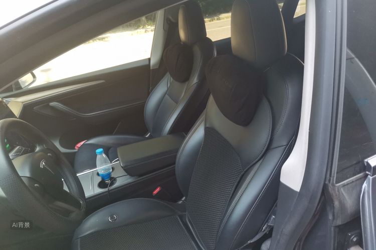 Tesla Model Y 2021 #17 Tesla Model Y 2021 car image #17