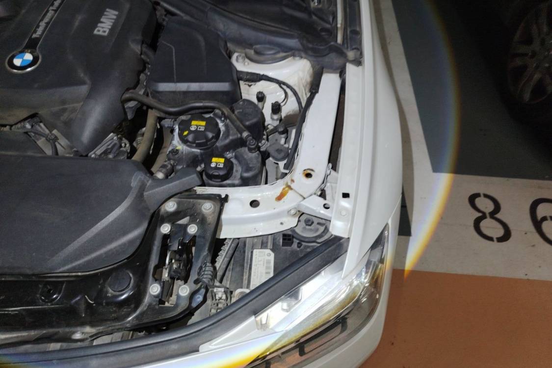 BMW 3 Series 2017 #12 BMW 3 Series 2017 car image #12