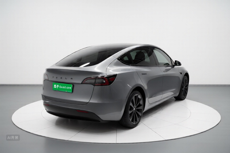 Tesla Model Y 2021 car image #6