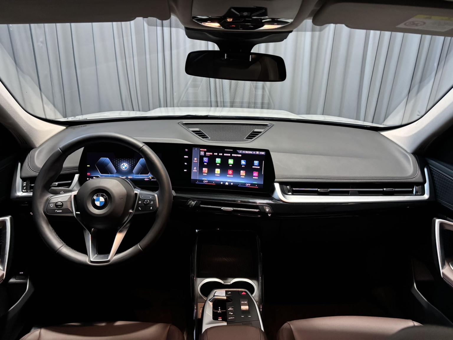 BMW X1 2023 car image #11