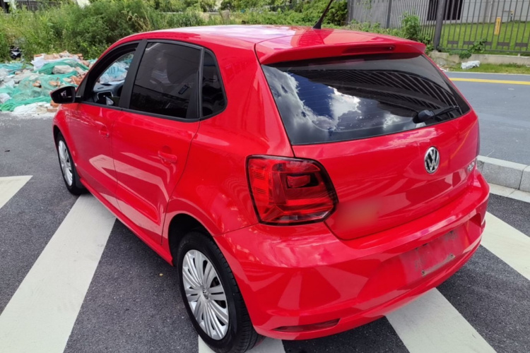 Volkswagen Polo 2019 car image #5