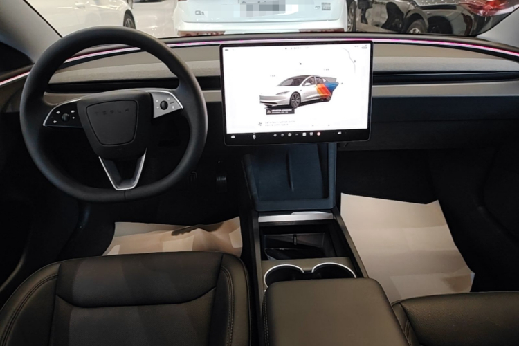 Tesla Model 3 2024 #14 Tesla Model 3 2024 car image #14