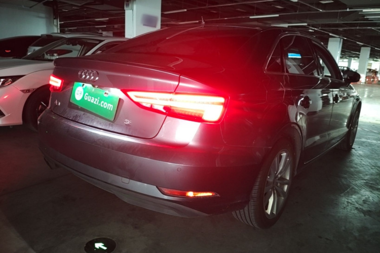Audi A3 2018 car image #7
