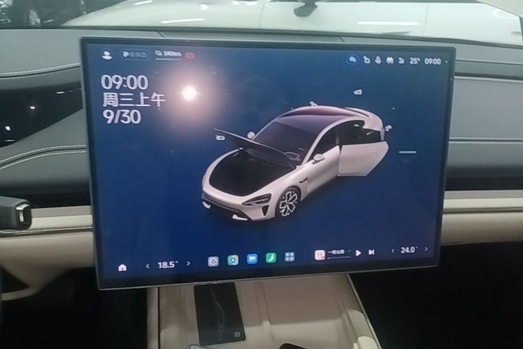 MI SU7 2025 car image #16