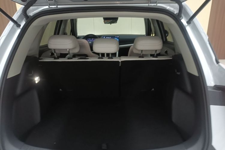 BYD YuanUP 2025 #19 BYD YuanUP 2025 car image #19