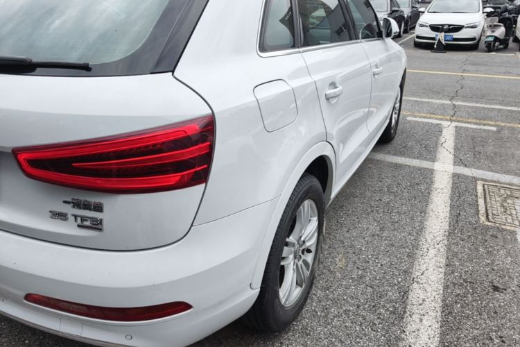 Audi Q3 2014 #8 Audi Q3 2014 car image #8