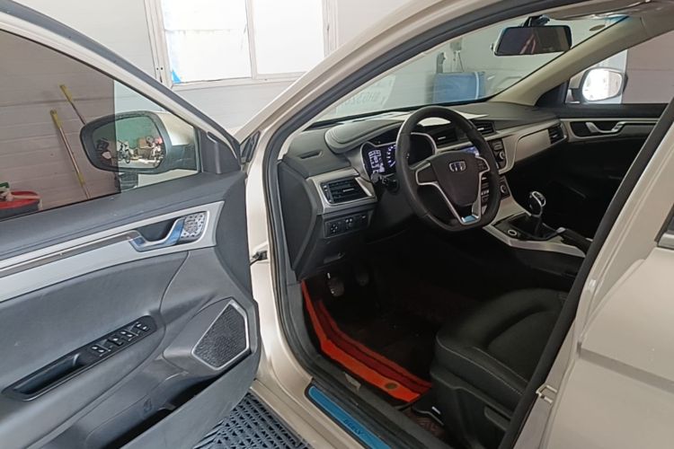 GEELY Emgrand GL 2017 car image #16