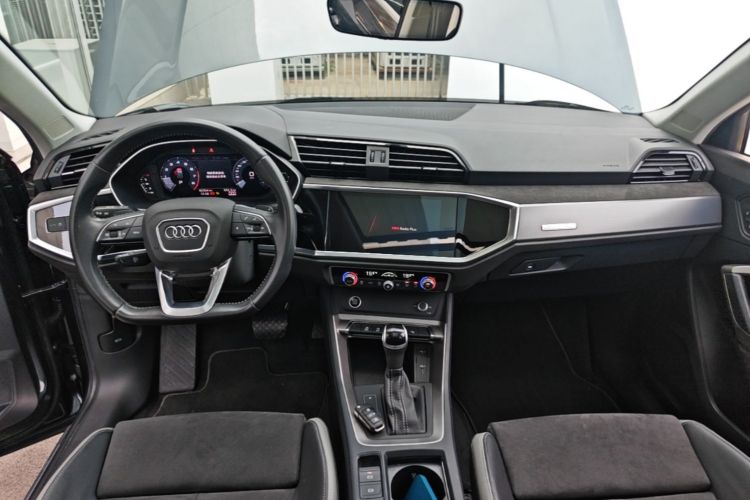 Audi Q3 2021 #10 Audi Q3 2021 car image #10