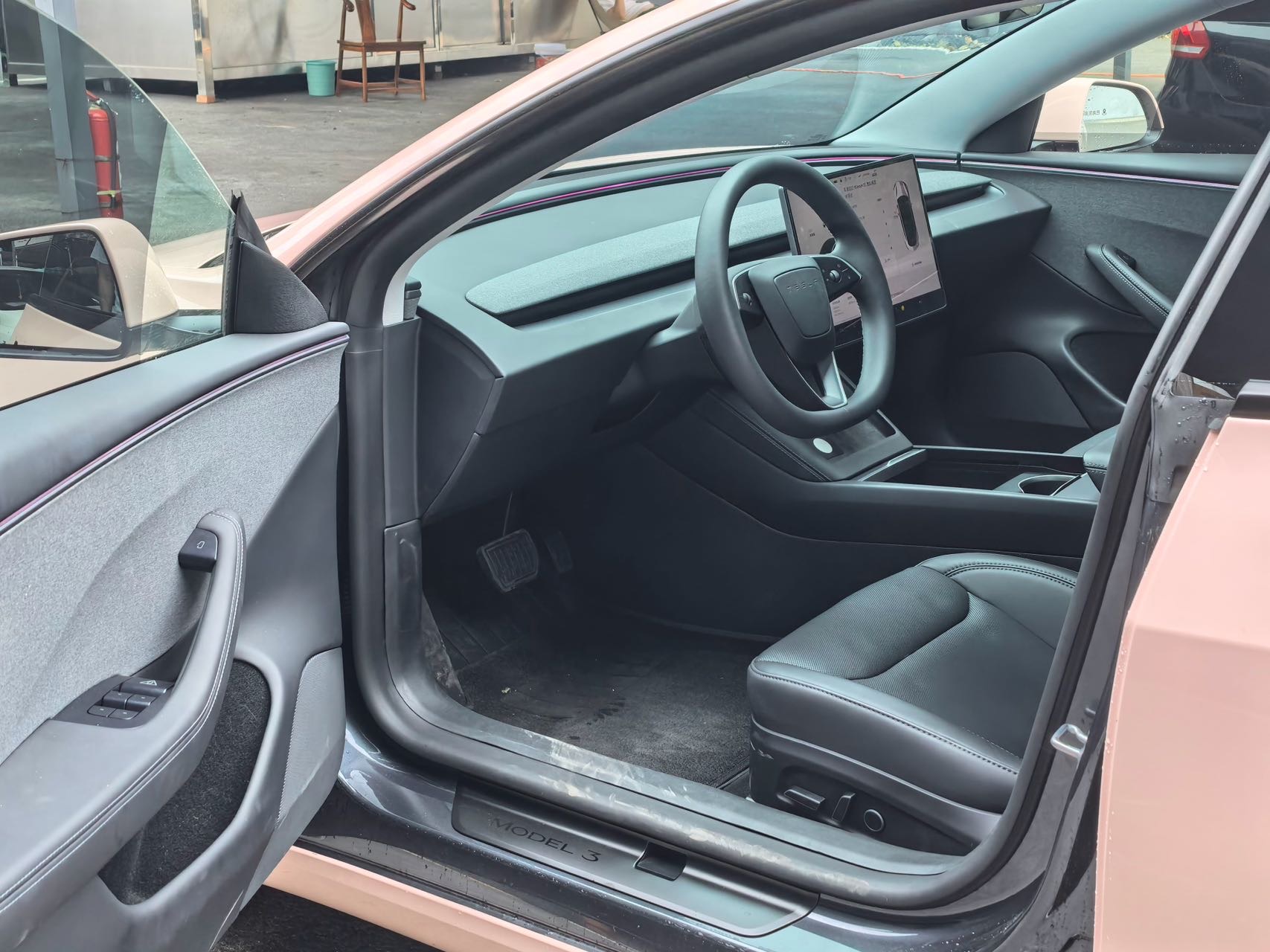 Tesla Model 3 2025 car image #4