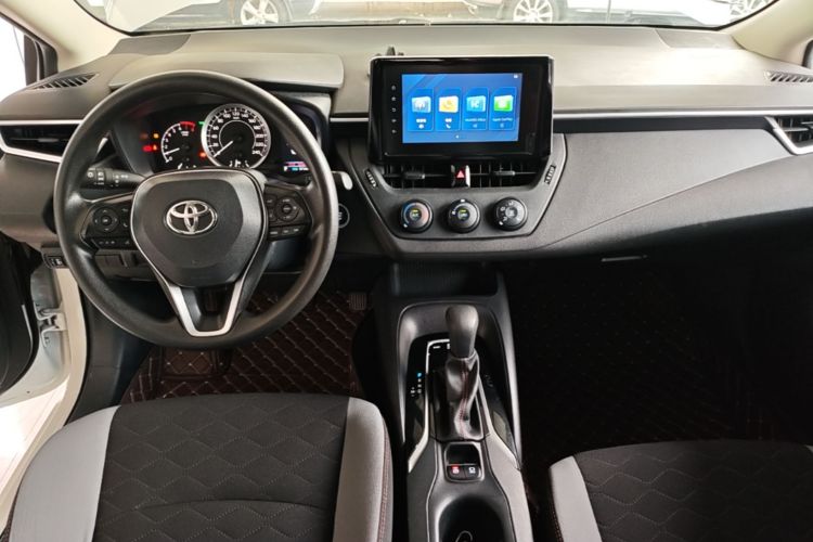 Toyota Corolla 2023 car image #10