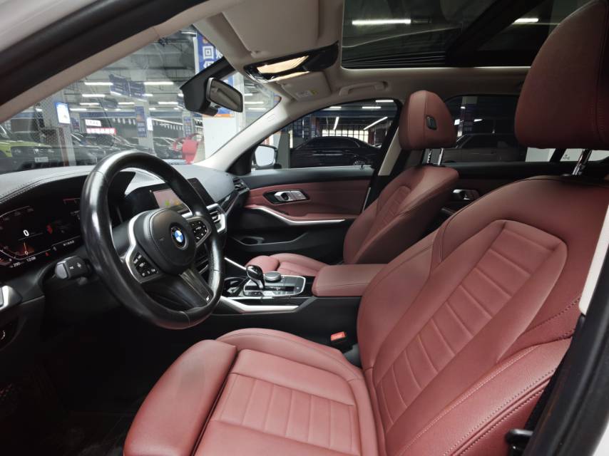 BMW 3 Series 2021 car image #7