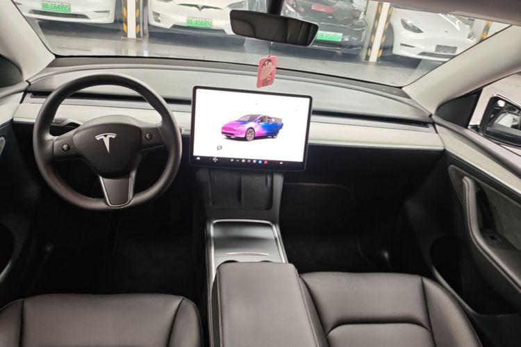 Tesla Model Y 2023 #10 Tesla Model Y 2023 immagine di auto #10