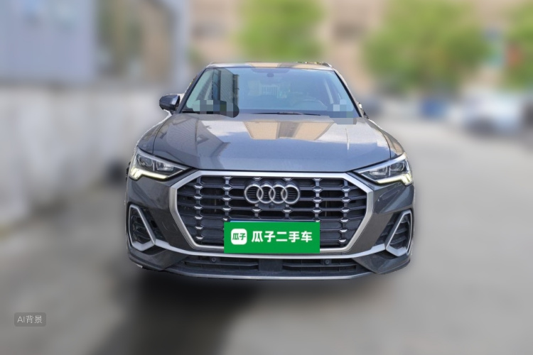 Audi Q3 2021 car image #3