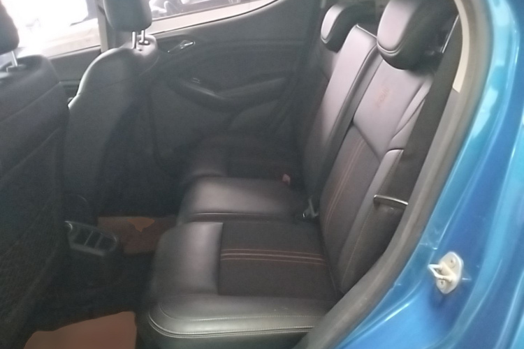 BYD Yuan 2018 #17 BYD Yuan 2018 car image #17