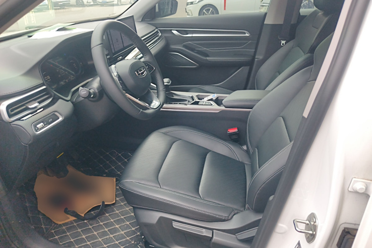 GEELY Emgrand 2024 изображение автомобиля #15