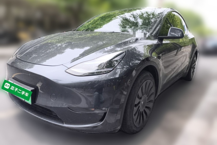 Tesla Model Y 2024 #2 Tesla Model Y 2024 car image #2