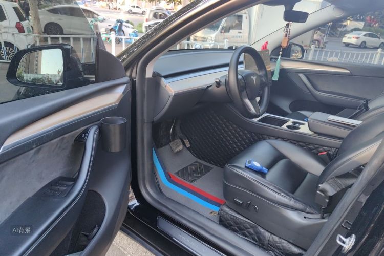 Tesla Model Y 2022 #18 Tesla Model Y 2022 car image #18