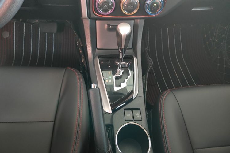 Toyota Corolla 2018 car image #14